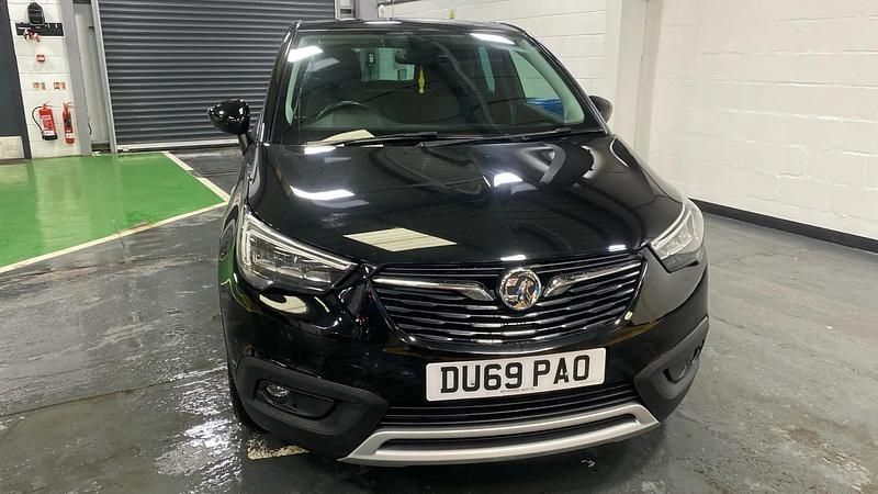Used Vauxhall Crossland X Elite 83 HP (61 kW) 2019 Black SUV