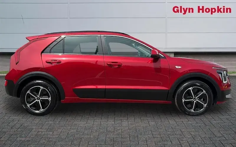 New Kia Niro 129 HP (94 kW) 2025 SUV