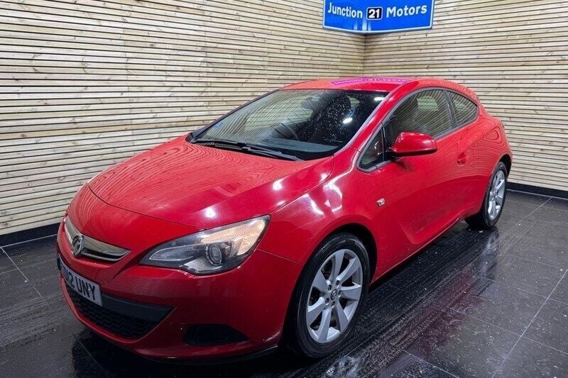 Used 2012 Vauxhall Astra GTC Sport Coupe | £2,790 (Fair price) - Image 1/1