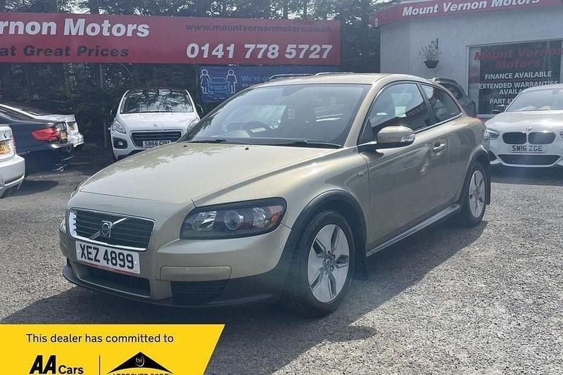 Green Used 2009 Volvo C30 Hatchback | £3,995 (Fair price) - Image 1/1