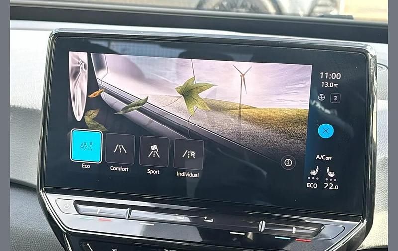 Used VW ID.3 Pro Performance 150 kW (204 HP) 2022 White Hatchback