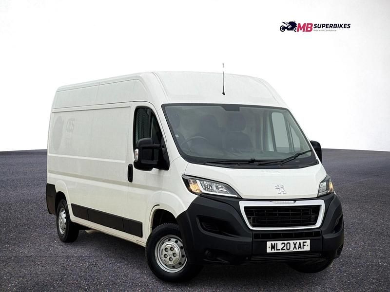 Begagnad Peugeot Boxer 2020 Vit Van