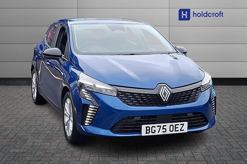 Special metallic iron blue New 2025 Renault Clio V Hatchback | £19,499 (Good price) - Image 1/1