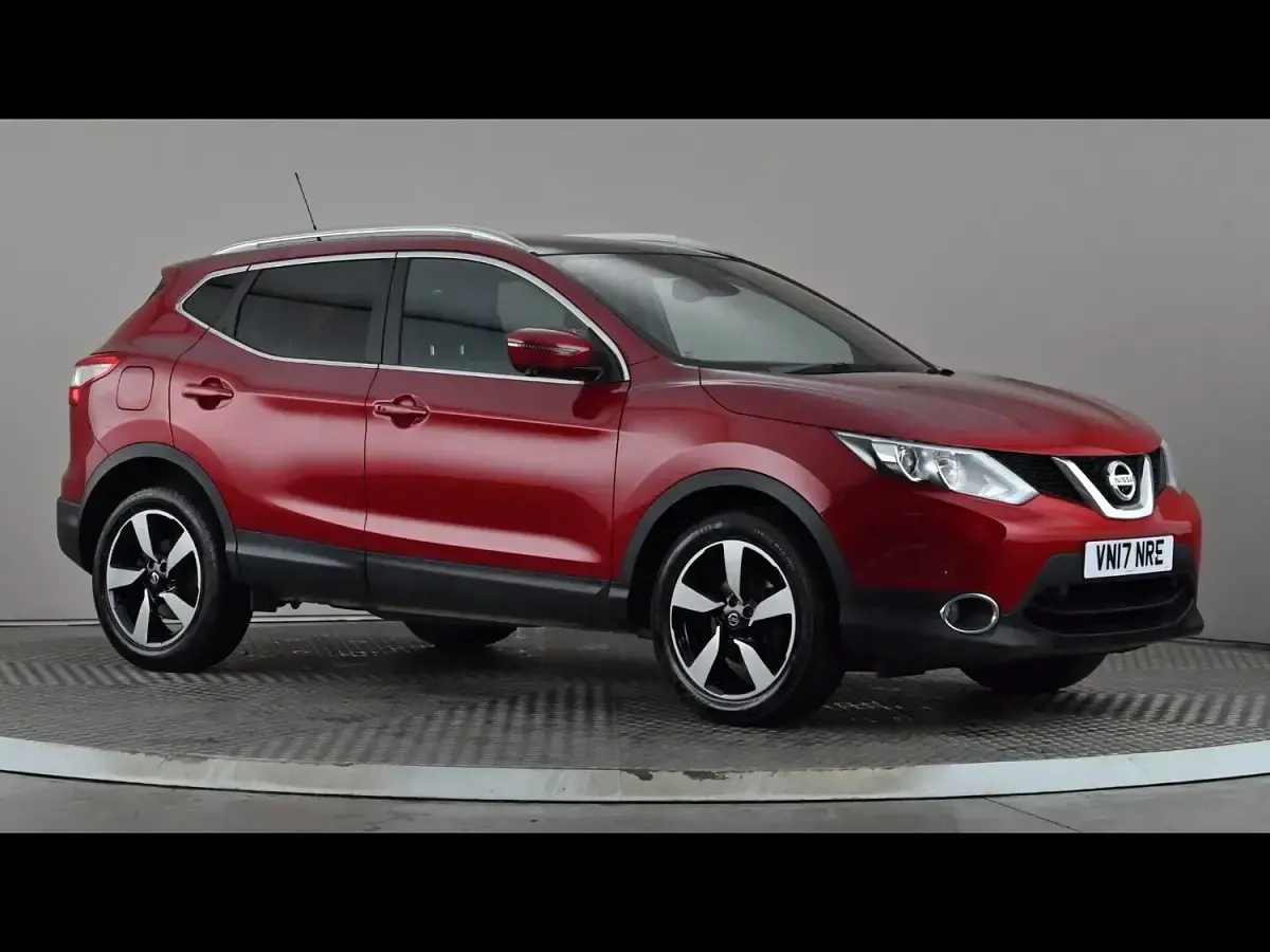 Used Nissan Qashqai N-Vision 110 HP (80 kW) 2016 SUV