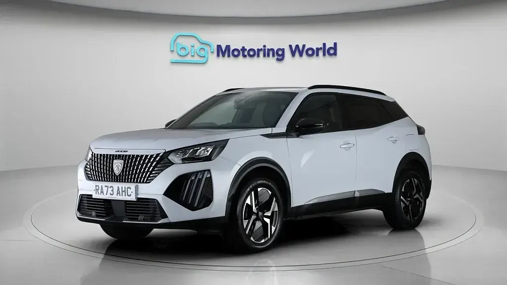 Second-hand Peugeot 2008 Allure 130 CP (95 kW) 2023 Alb SUV