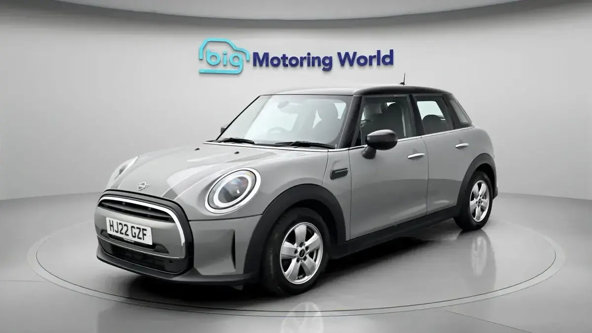 Used Mini Cooper Classic 136 HP (100 kW) 2022 Grey Hatchback