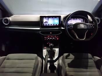 Used Seat Arona Xperience Lux 110 HP (80 kW) 2023 Blue SUV