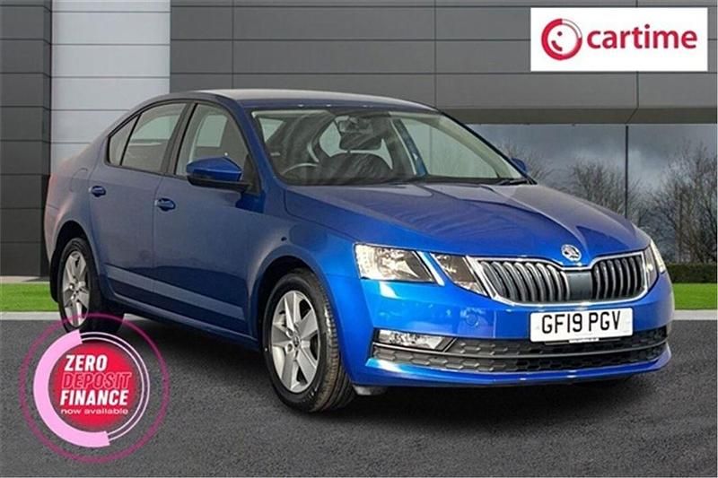 Blue Used 2019 Skoda Octavia SE Hatchback | £12,799 (Good price) - Image 1/4