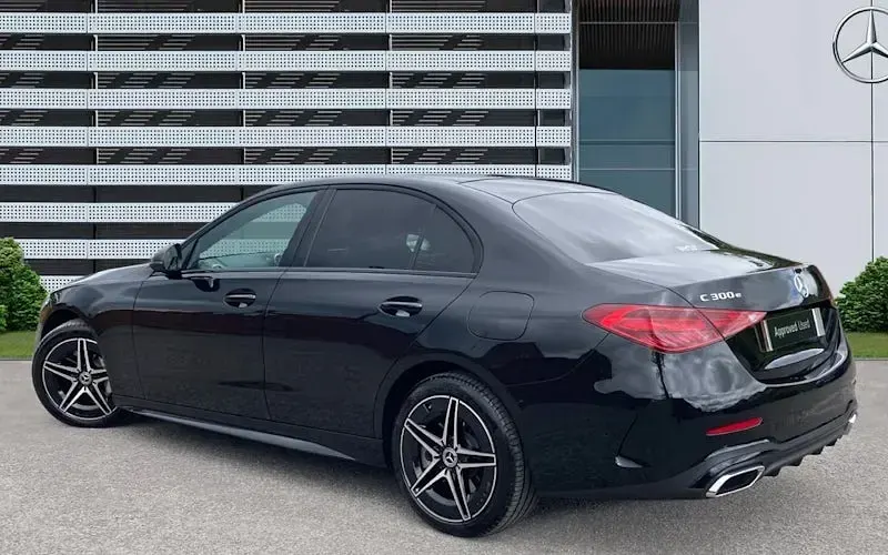 New Mercedes C300e Urban 313 HP (230 kW) 2025 Black Sedan