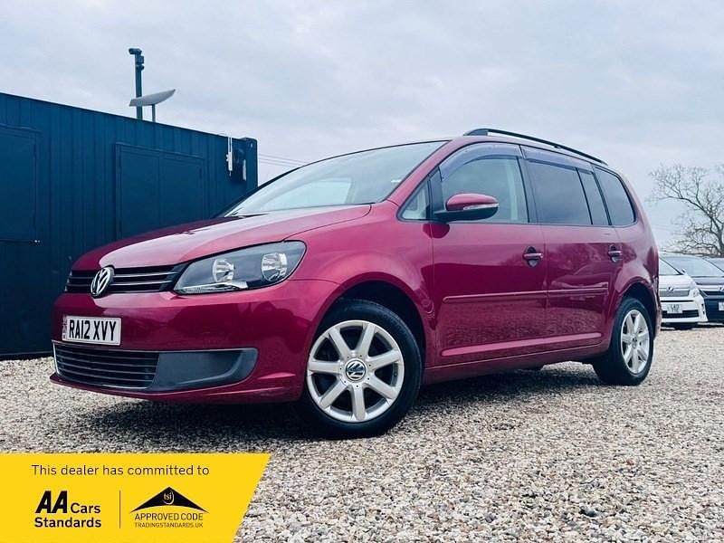 Used VW Touran Comfortline 2012 Red MPV