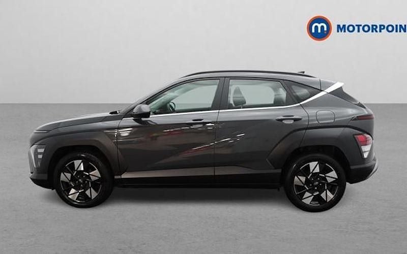 Used Hyundai Kona Advanced 129 HP (94 kW) 2025 Grey SUV