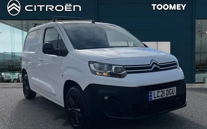 Used Citroën Berlingo 102 HP (75 kW) 2021 MPV