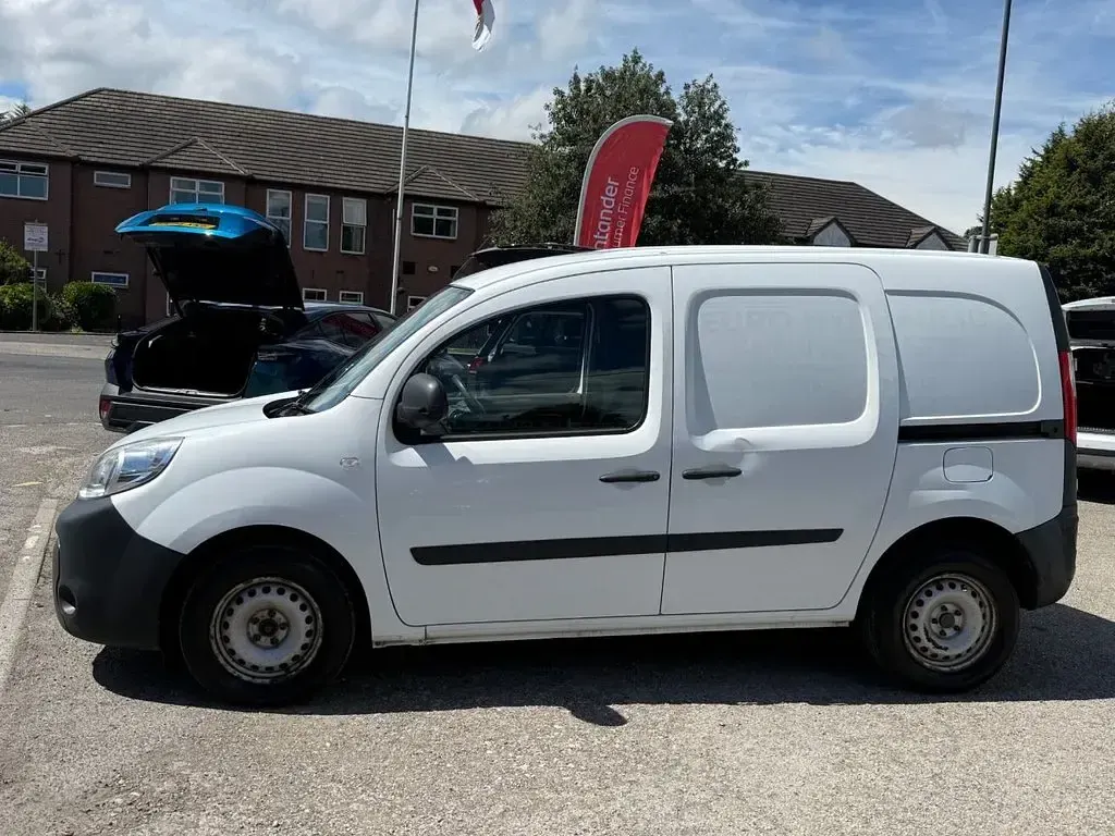 Used Renault Kangoo Business 2017 White MPV