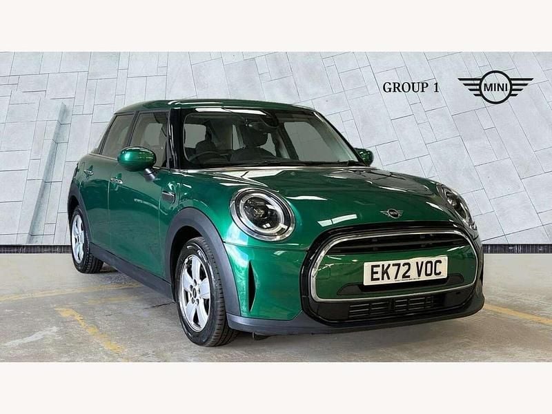 Green Used 2023 Mini Cooper Classic Hatchback | £19,350 (Good price) - Image 1/4