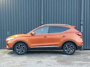Used MG ZS Exclusive 106 HP (77 kW) 2021 Orange SUV