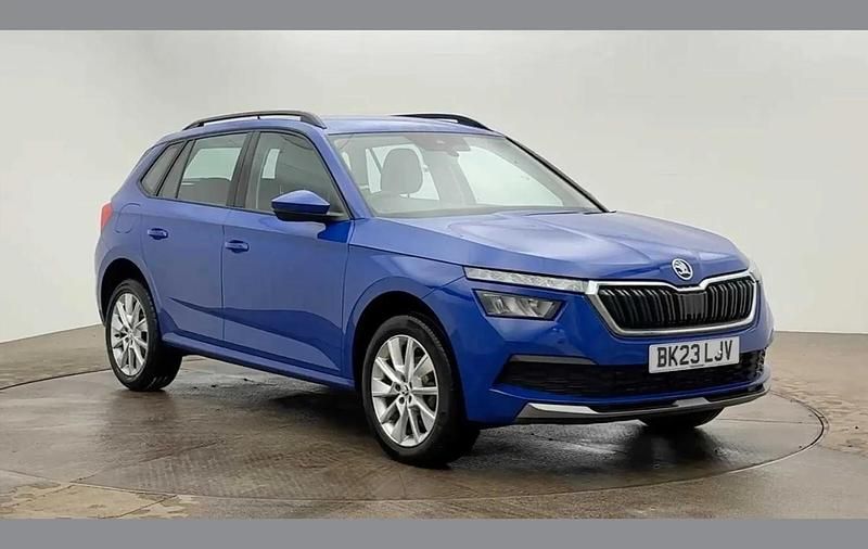 Used Skoda Kamiq SE 95 HP (69 kW) 2023 Blue SUV