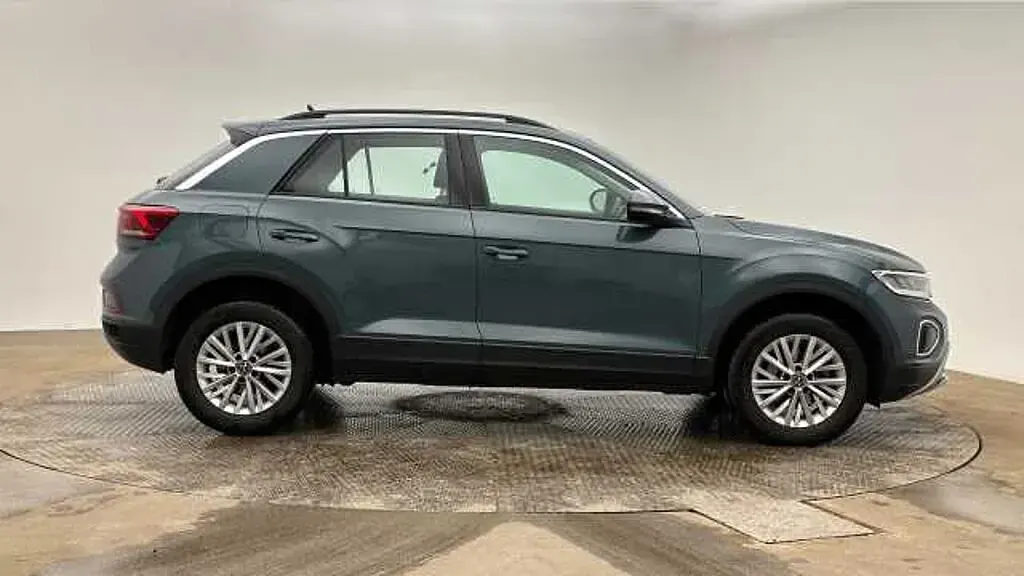 Second-hand VW T-Roc 150 CP (110 kW) 2023 SUV