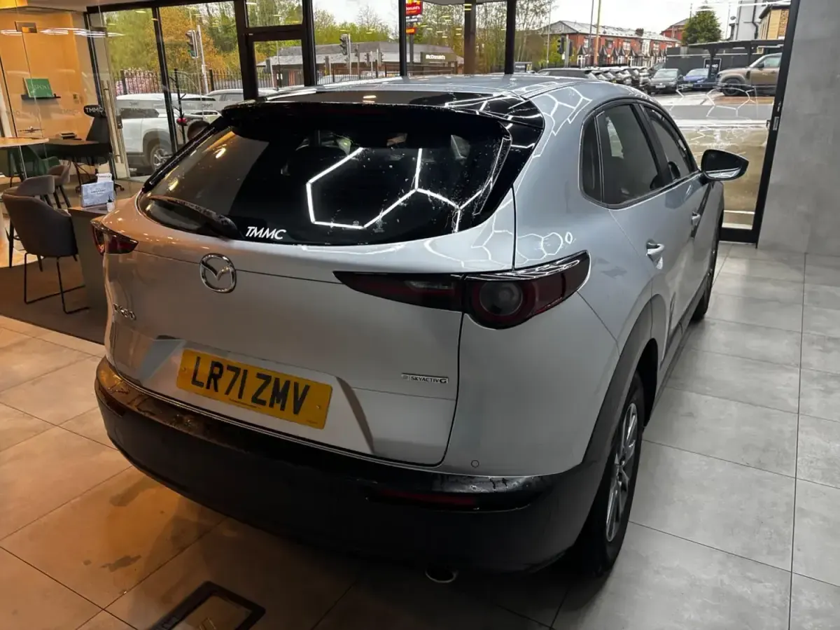 Używany Mazda CX-30 2022 Srebrny SUV