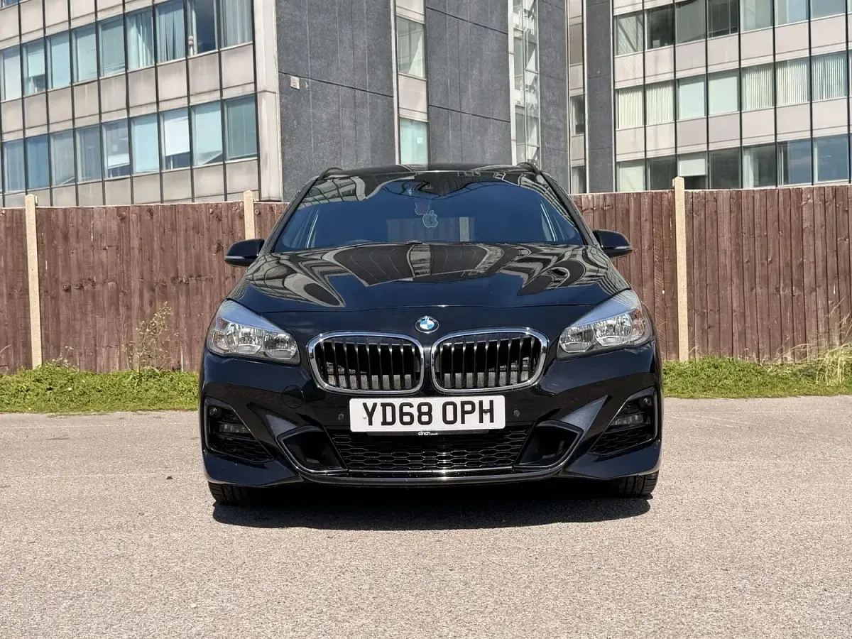 Used BMW 220 M Sport 190 HP (139 kW) 2018 Black MPV