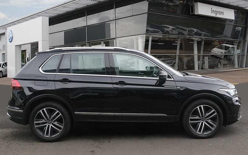 Used VW Tiguan Elegance 150 HP (110 kW) 2023 Black SUV