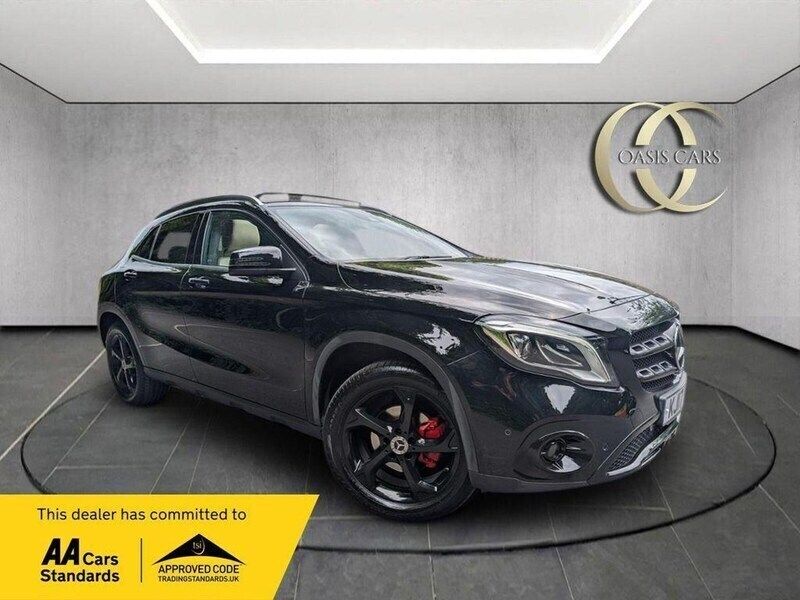 Black Used 2017 Mercedes GLA200 Premium Plus SUV | £17,775 (A bit pricey) - Image 1/4