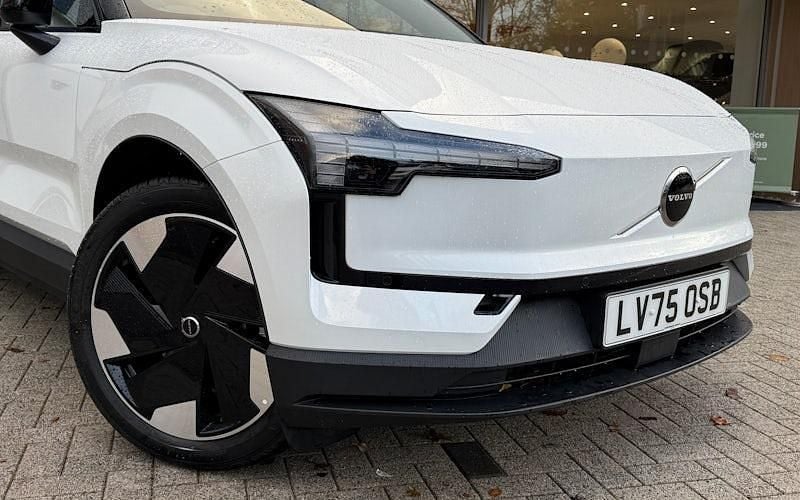 New Volvo EX30 Plus 200 kW (272 HP) 2025 SUV