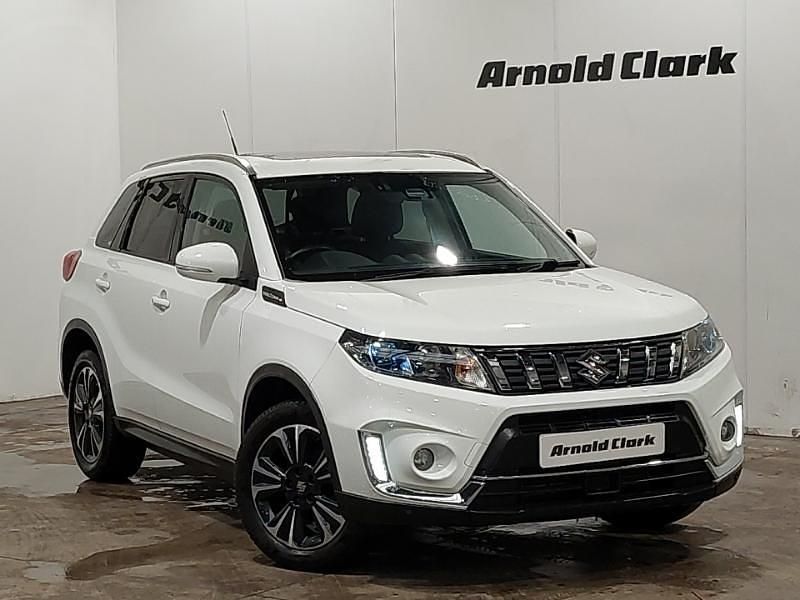 White Used 2018 Suzuki Vitara SZ5 SUV | £12,698 (Fair price) - Image 1/4