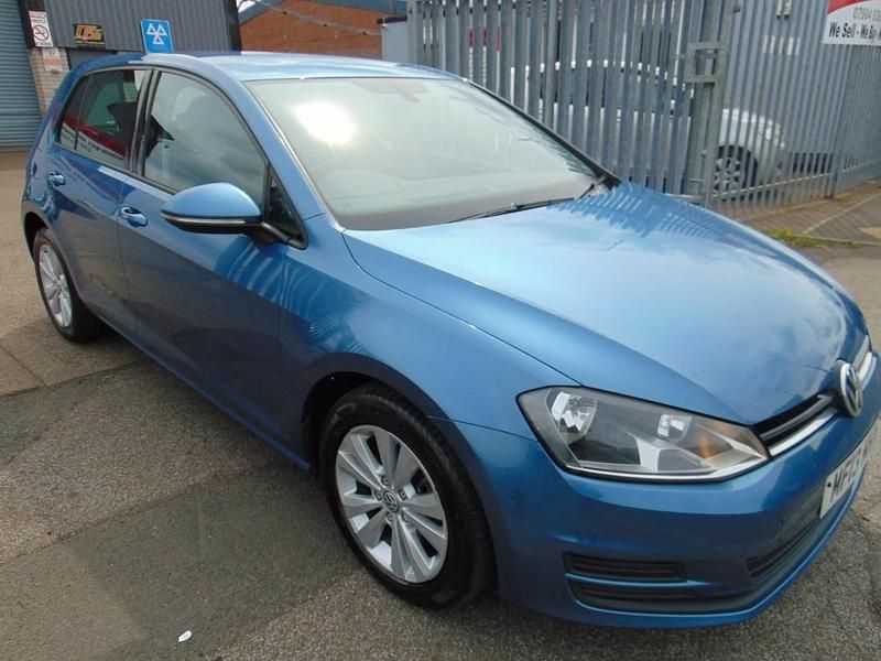 Blue Used 2013 VW Golf VII SE Hatchback | £4,995 (Fair price) - Image 1/4