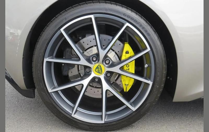 Used Lotus Emira 405 HP (297 kW) 2023 Grey Coupe