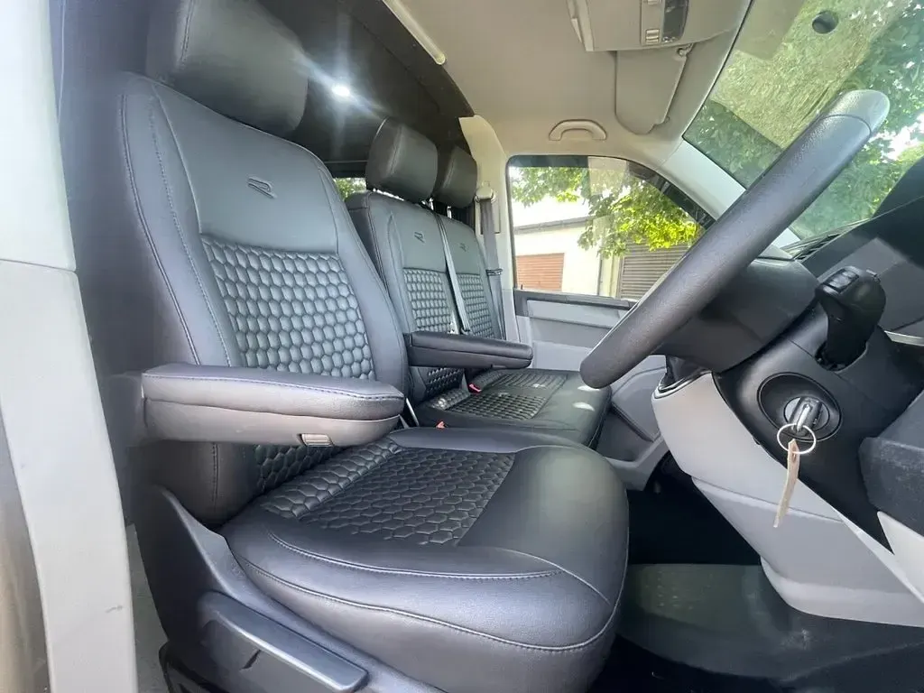 Used VW T6.1 S 150 HP (110 kW) 2019 Yellow Van