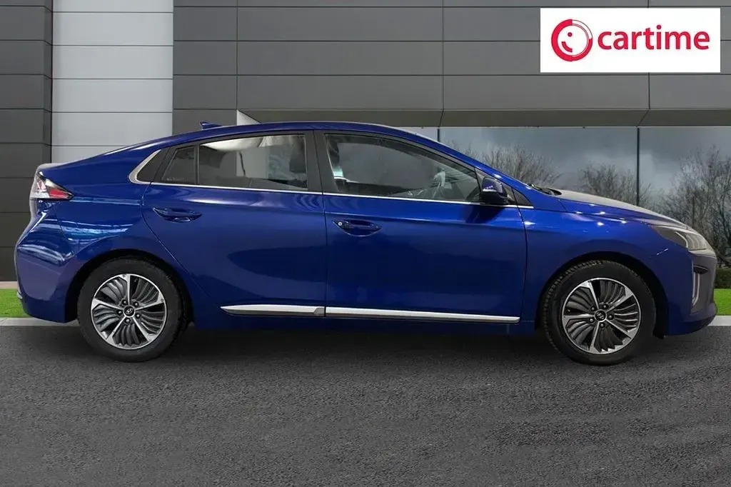 Used Hyundai Ioniq Premium 141 HP (103 kW) 2021 Blue Hatchback