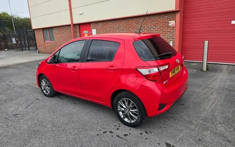 Used Toyota Yaris 111 HP (81 kW) 2018 Red Hatchback