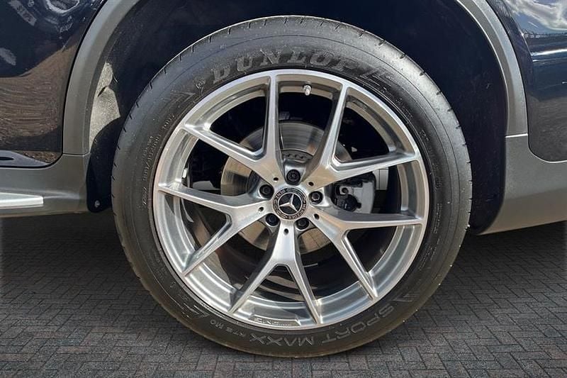 Used Mercedes GLC220 AMG line 194 HP (142 kW) 2023 Obsidian black Coupe