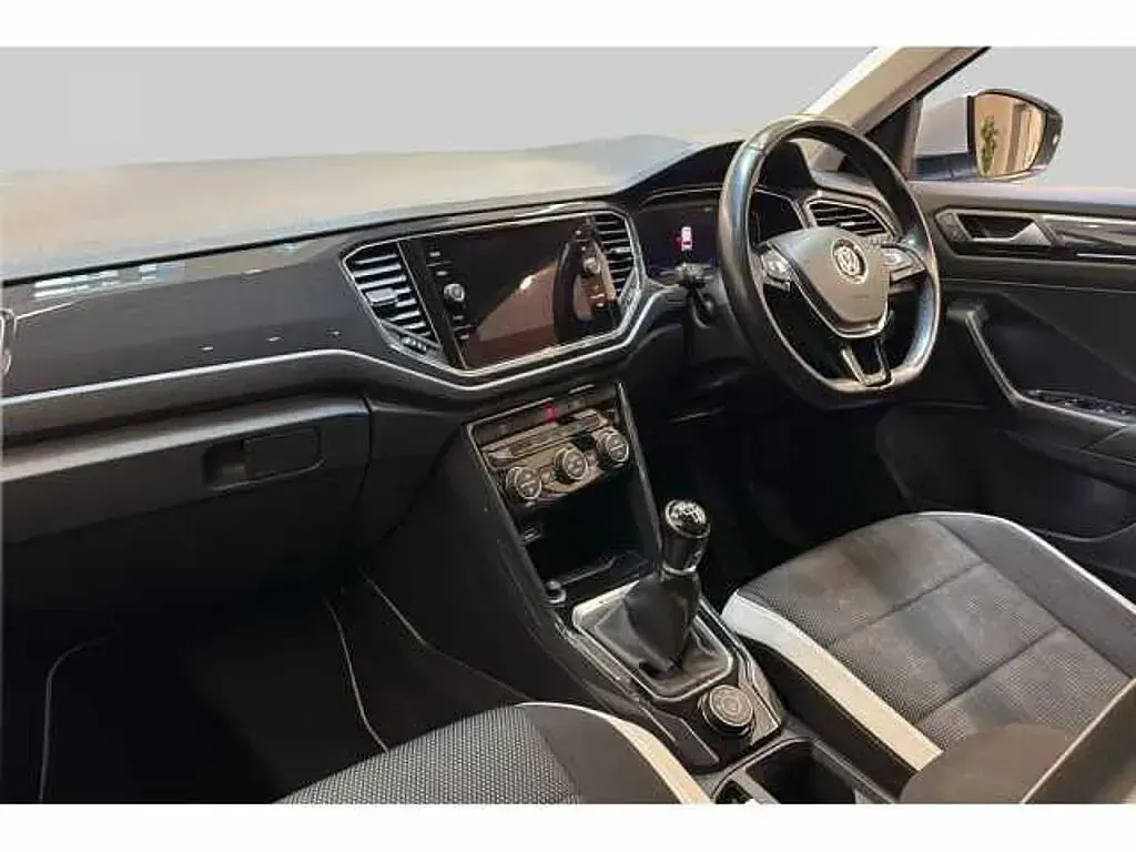 Used VW T-Roc SEL 150 HP (110 kW) 2018 Silver SUV