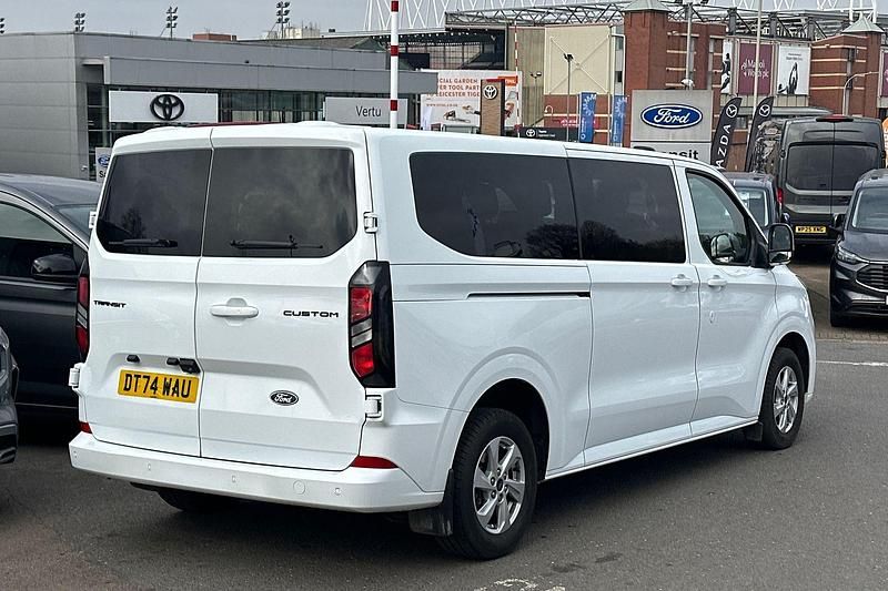 Used Ford Transit Custom Limited 136 HP (100 kW) 2026 Frozen white (solid colour) Estate