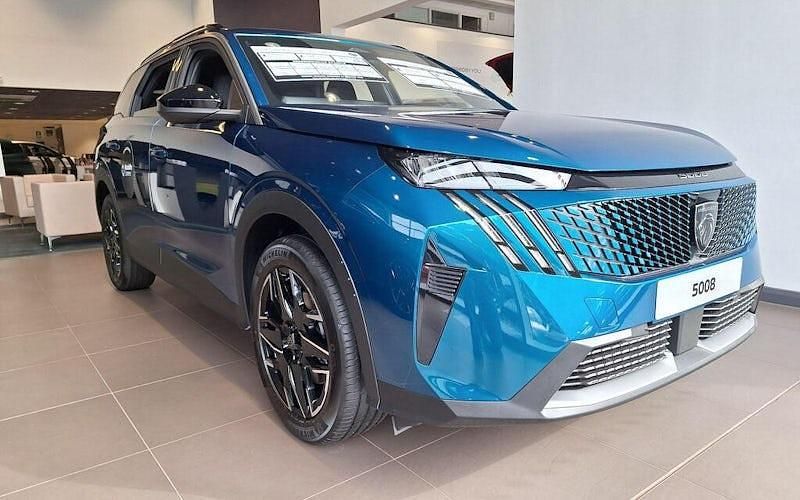 New 2025 Peugeot 5008 Allure Estate | £33,370 (Good price) - Image 1/4