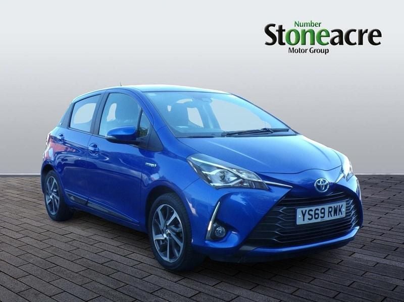 Blue Used 2020 Toyota Yaris Hybrid Hatchback | £12,995 (Good price) - Image 1/4