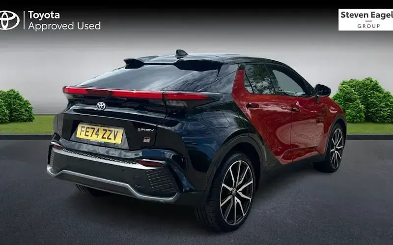 Used Toyota C-HR Sport 223 HP (164 kW) 2026 SUV
