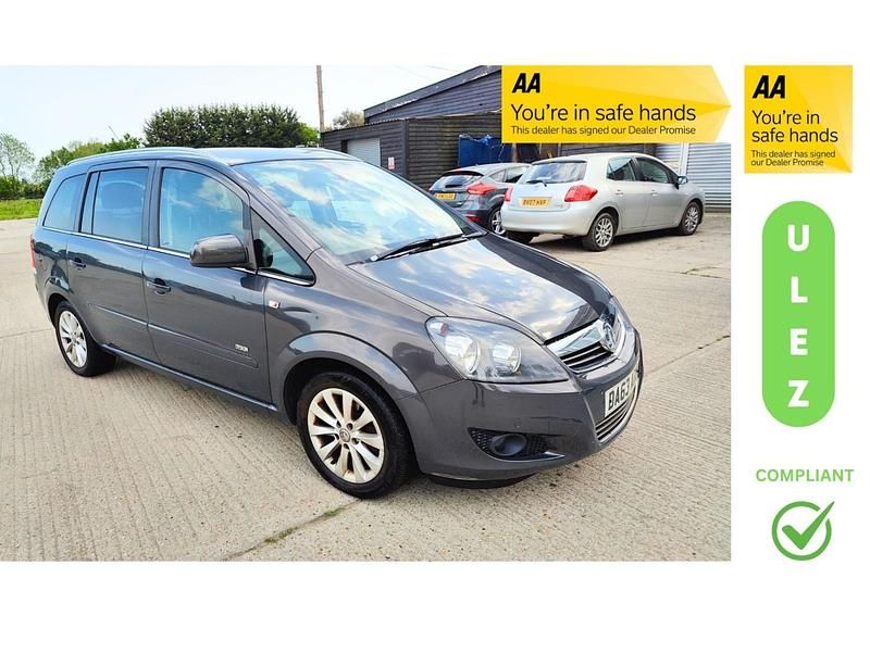 Grey Used 2013 Vauxhall Zafira Design Edition MPV | £2,999 (Fair price) - Image 1/4