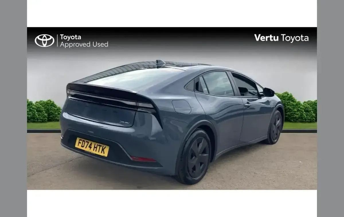 Used Toyota Prius Design 220 HP (161 kW) 2024 Grey Hatchback