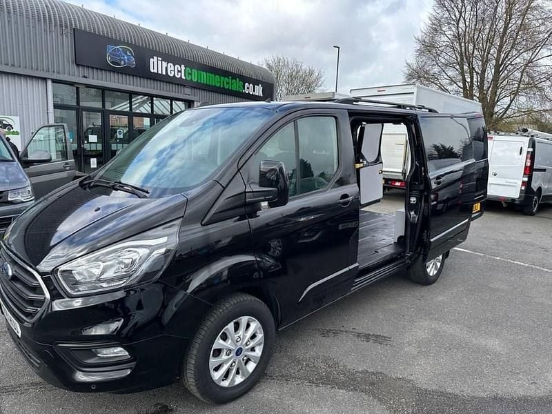 Used Ford Transit Custom Limited 130 HP (95 kW) 2021 Black Van