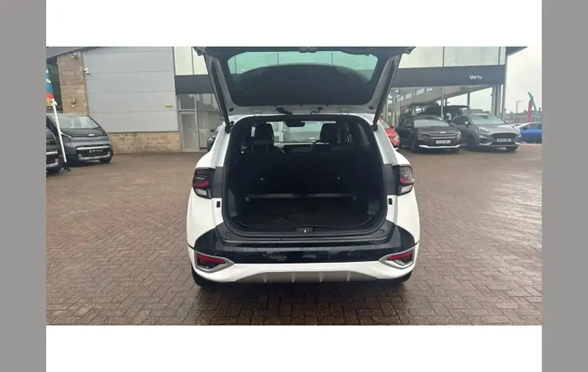 Used Kia Sportage GT-Line S 157 HP (115 kW) 2025 White SUV