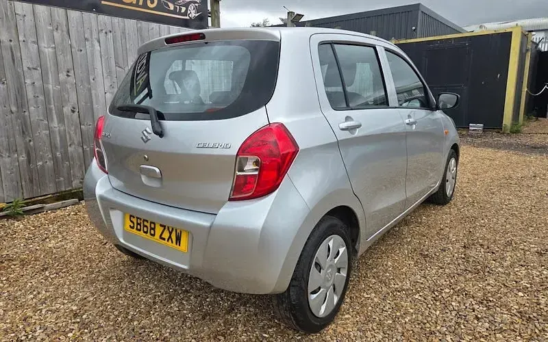 Used Suzuki Celerio 68 HP (50 kW) 2018 Silver Hatchback