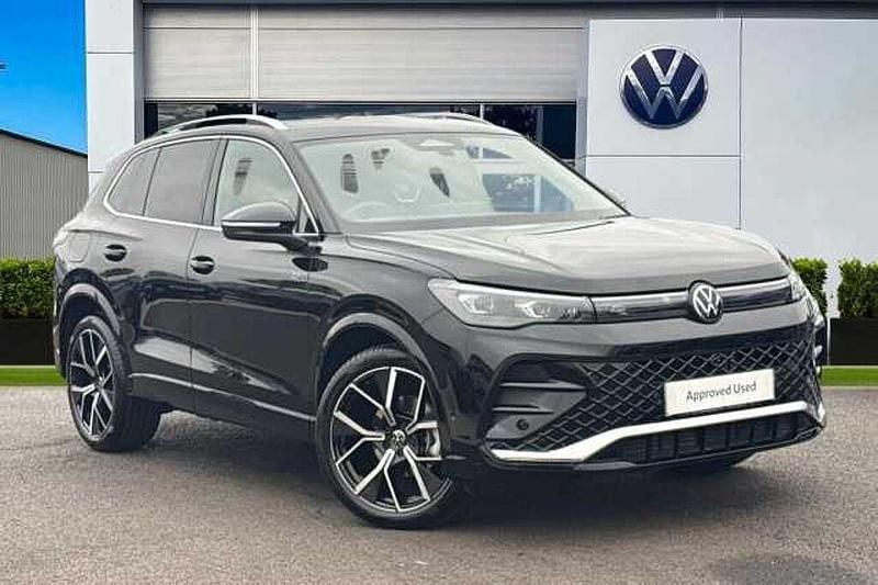 Black Used 2025 VW Tiguan R-line SUV | £33,990 (A bit pricey) - Image 1/4