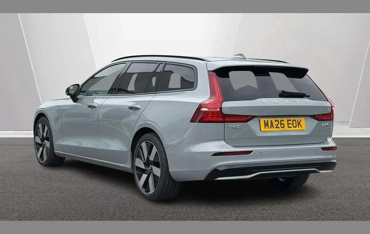 Used Volvo V60 Plus 344 HP (253 kW) 2026 Grey Estate