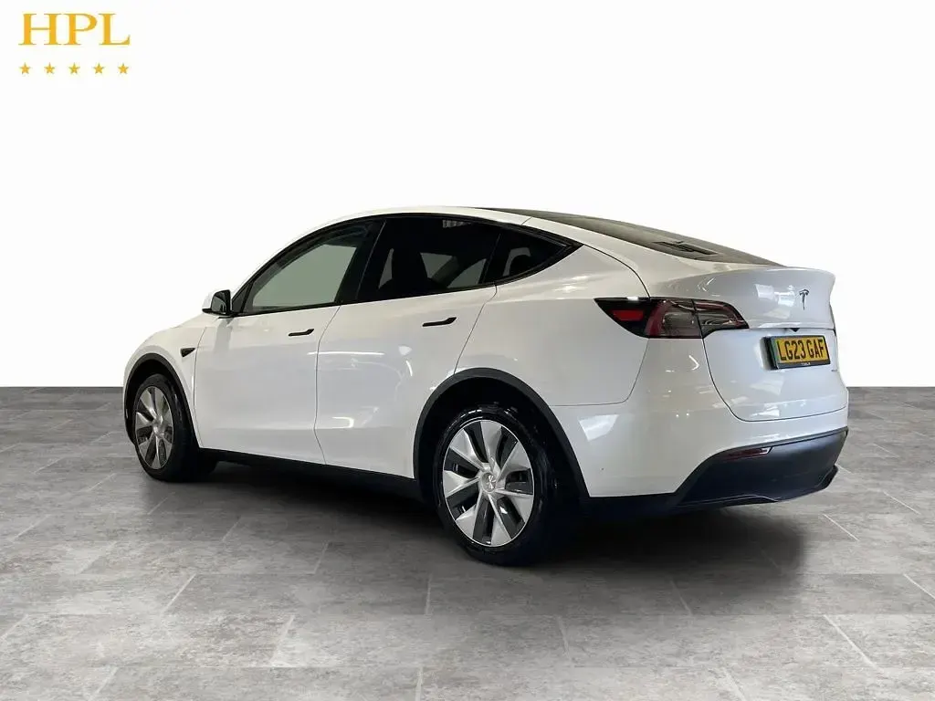 Used Tesla Model Y Long Range AWD 378 kW (514 HP) 2023 White SUV