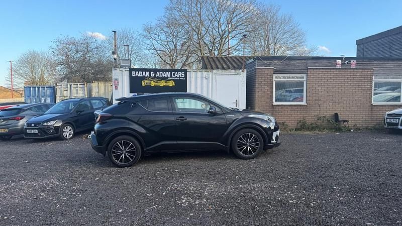 Used Toyota C-HR 2018 Black SUV