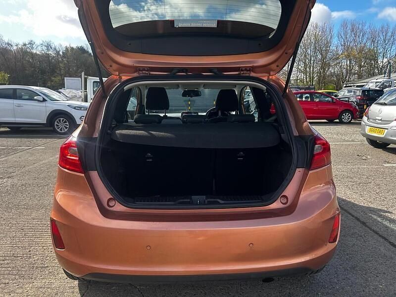 Used Ford Fiesta Zetec 85 HP (62 kW) 2018 Bronze Hatchback