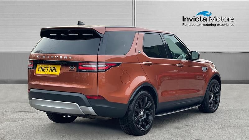 Used Land Rover Discovery 5 HSE Luxury 340 HP (250 kW) 2017 Orange SUV