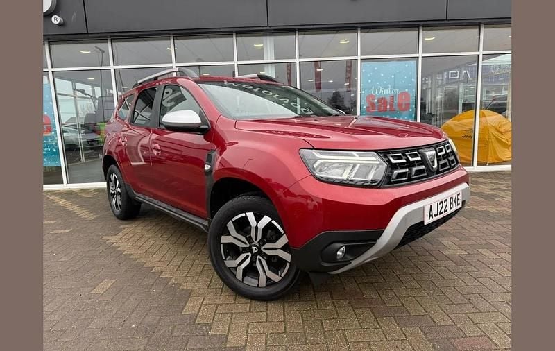 Used Dacia Duster Prestige 99 HP (72 kW) 2022 Red SUV